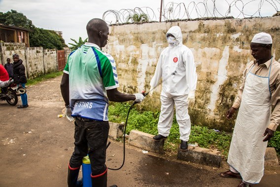 Tweejarig meisje met ebola in Mali overleden