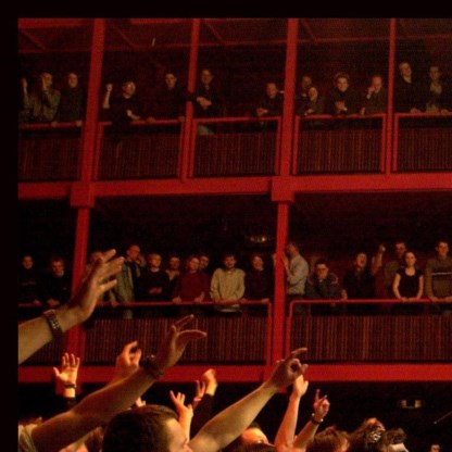 1. Noordkaap in 2000. 2. Jacques Brel en Bobbejaan Schoepen. 3. Sonic Youth in 1999. 4. The White Stripes in 2001.