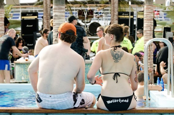 ‘Win je een meet-and-greet, dan heb je maximaal 5 minuten. Hier sta je ’s morgens samen met de gitarist van Motörhead aan het ontbijtbuffet’