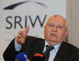 Gorbatsjov vreest nieuwe Koude Oorlog