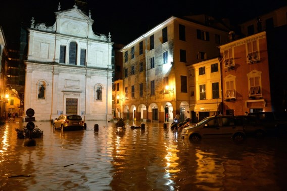 Twee mensen vermist door noodweer in Italië
