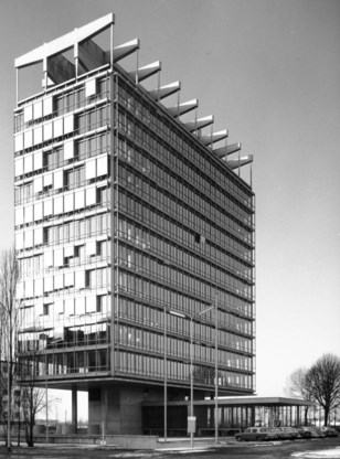 De afgewerkte BP-building anno 1963.