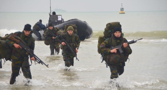 Belgische militairen hielden gisteren in Oostende de evacuatie-oefening ‘Operation Storm Tide’. Kan dit nog volgend jaar?
