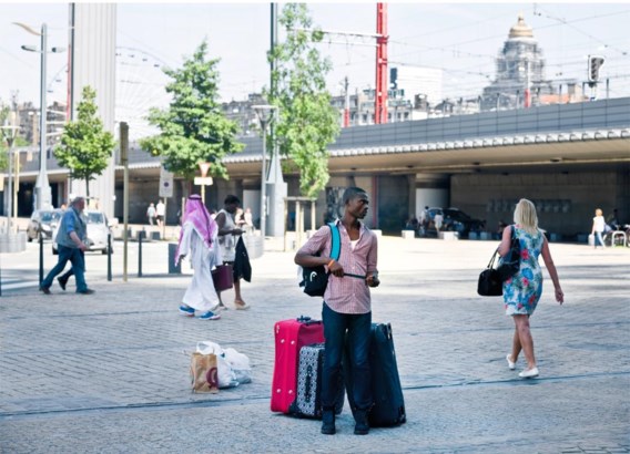 ‘Gekatapulteerd uit een andere wereld om hier zijn “geluk” te zoeken.’