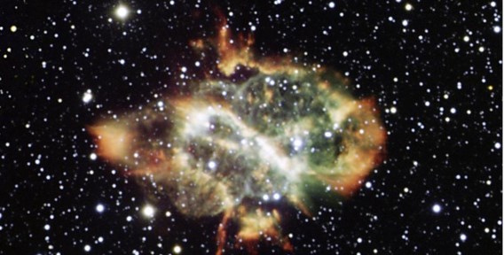 De ‘Chinese Draak’, ook gekend als NGC 5189, de gas- en stofwolk die uitgestoten werd door een rode reus in haar centrum.