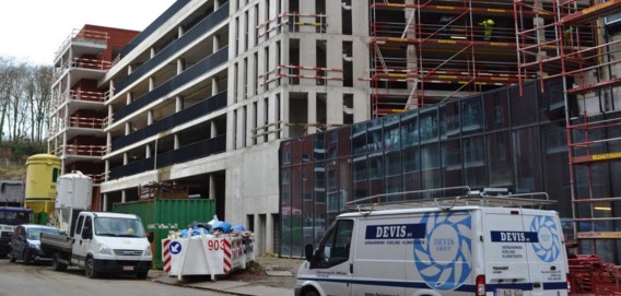 De nieuwste Albert Heijn-winkel op Belgische bodem komt onder de parkeergarage van het Engels Plein.