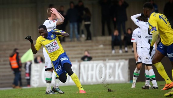 PROXIMUS LEAGUE. Sint-Truiden in extremis langs OHL, Antwerp wint traditiematch