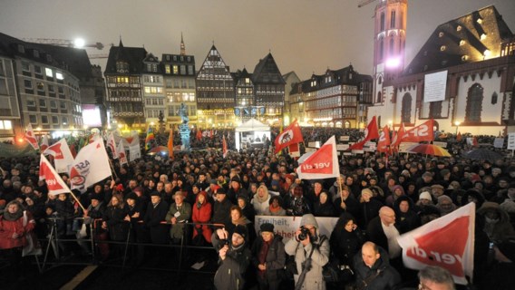 Duizenden betogers tegen Pegida in Duitsland