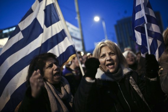Duizenden Grieken op straat tegen besparingen