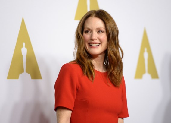 Wat draagt Julianne Moore naar de Oscars?