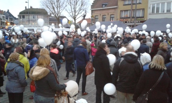 Tweeduizend mensen namen deel aan witte mars voor Lars