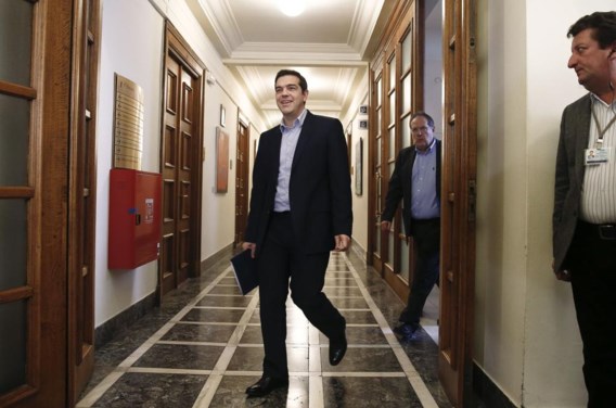 Premier Alexis Tsipras lijkt voorlopig nog op de steun van de Griekse bevolking te kunnen rekenen.