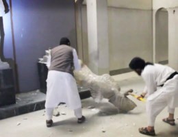 IS slaat uniek cultureel erfgoed kapot met sloophamer