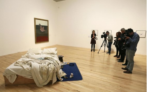Tracey Emin geeft haar intiemste privacy bloot met ‘My bed’, het bed waarin ze vier dagen lang haar relatiebreuk verwerkte. 