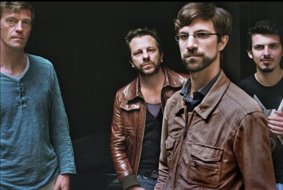Bassist Nic Thys, zanger Tom Barman, saxofonist Robin Verheyen en drummer Antoine Pierre.