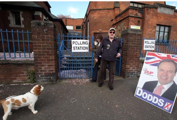 Ook in het Noord-Ierse Belfast trokken kiezers gisteren naar het stem lokaal.