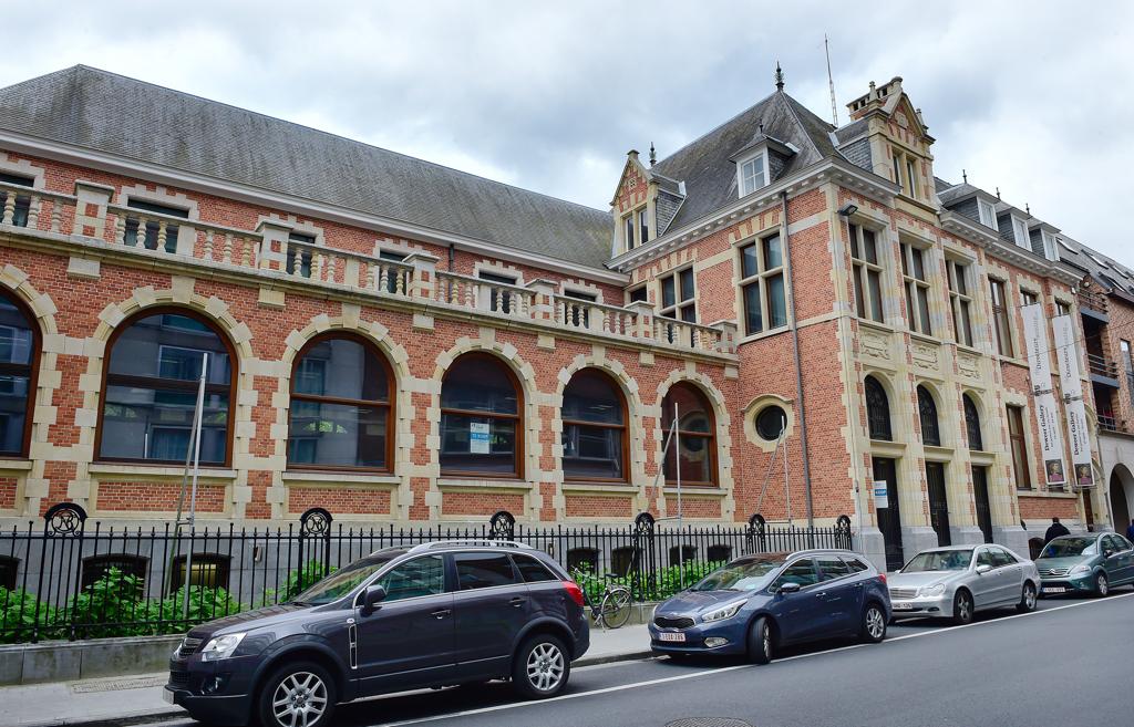 Roeselare Bergt Plannen Voor Museum In Nationale Bank Definitief Op ...