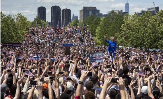 Hillary Clinton verzekert haar kiezers dat ze echt wel aan de kleine man (en vrouw) zal denken.