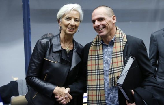 IMF-topvrouw Christine Lagarde met de Griekse minister van Financiën Yanis Varoufakis. De Grieken zitten geprangd tussen de botsende benaderingen van het IMF en Europa.