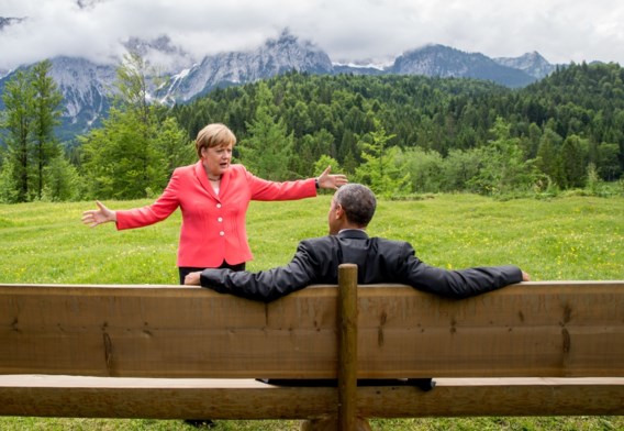 Obama belt met Merkel over Griekse schuldencrisis