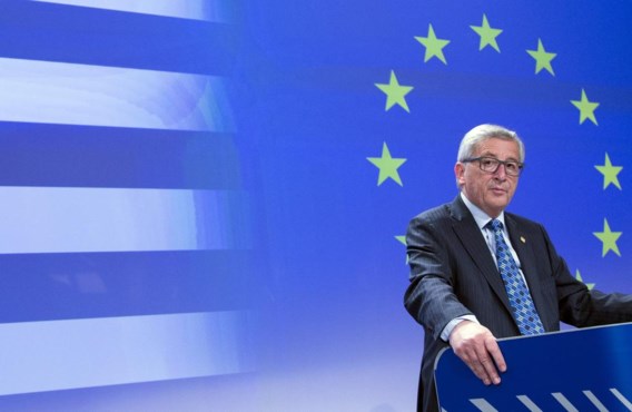 Juncker maakt brandhout van Tsipras
