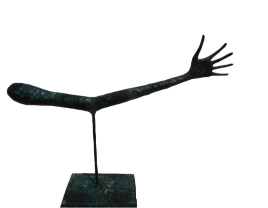 ‘La main’, links Driessen, rechts Giacometti. 