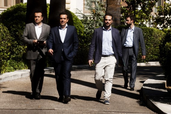 Oppositie geeft Tsipras rugdekking
