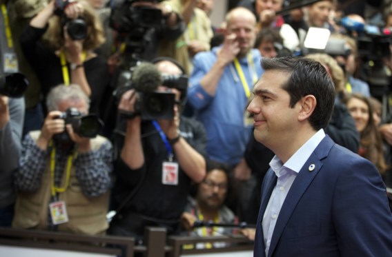 Tsipras heeft drie dagen om vertrouwen te herstellen
