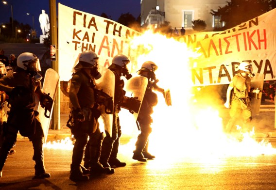 Rellen bij betoging tegen besparingen in Athene