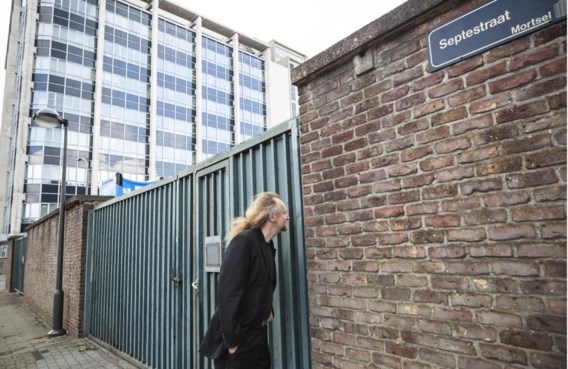 ‘Luchtvervuiling heeft ook een geur’, zegt De Cupere, ‘ook al denken we dat we ze niet meer ruiken omdat we ze elke dag inademen.’