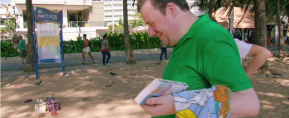 Het strand, een moeilijke plek voor een ‘dwanger’ zoals Paul.