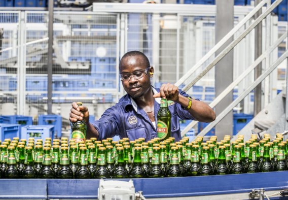 SABMiller-bier op de lopende band in Afrika.