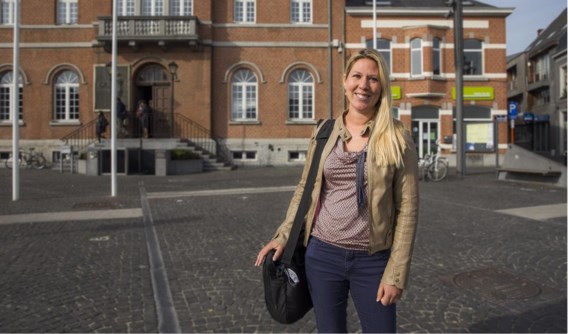 Kelly Van Vlaenderen zit voortaan als onafhankelijke in de gemeenteraad.