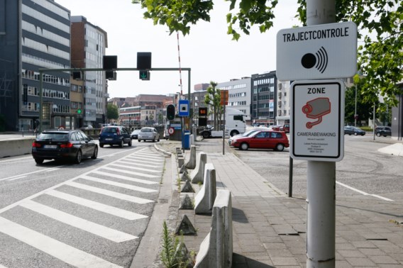 Onder andere aan de Waaslandtunnel gebruiken ze al trajectcontrole