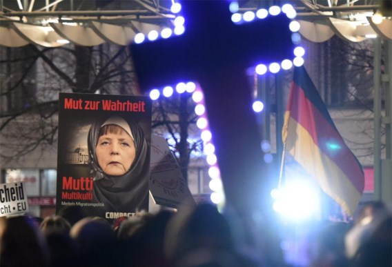 Op manifestaties van de anti-islambeweging Pegida is Merkel kop van jut.