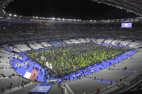 Mannschaft twijfelt over oefenduel met Oranje na nacht in Stade de France