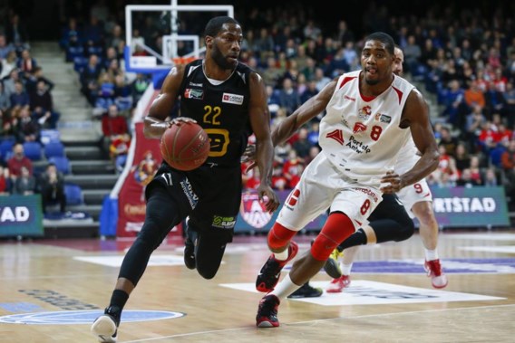 OVERZICHT. Oostende heerst in heenronde, het wordt drummen voor top-5