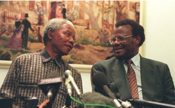 Mede dankzij een indaba kon Mandela vrede sluiten met zoeloe-leider Mangosuthu Buthelezi