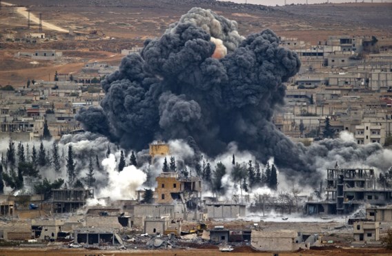 ’Ik heb in Irak jarenlang lesgegeven aan journalisten en kreeg vooral onbegrip als ik erop aandrong na te denken bij het gebruik van gruwelijk of gewelddadige beelden. Zij vonden het een typische gevoeligheid van het Westen. Bovendien beschouwden ze het weglaten van beelden als censuur, en dat is een gevoelig woord in landen die jarenlang te maken hadden met overheidscensuur.’