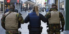 Onderzoek gestart naar mogelijke orgie tussen militairen en politieagentes tijdens terreurdreiging 