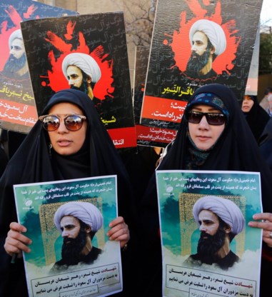 Protest tegen de executie van imam Nimr al-Nimr bij de Saudische ambassade in Teheran ... 