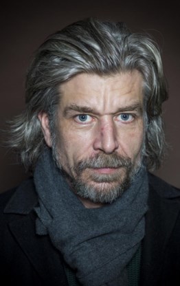 Knausgård, met ‘bad hair day’.