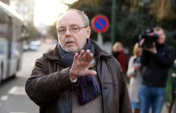 De van moord verdachte Christian Van Eyken mocht gisteren al de gevangenis van Sint-Gillis verlaten.