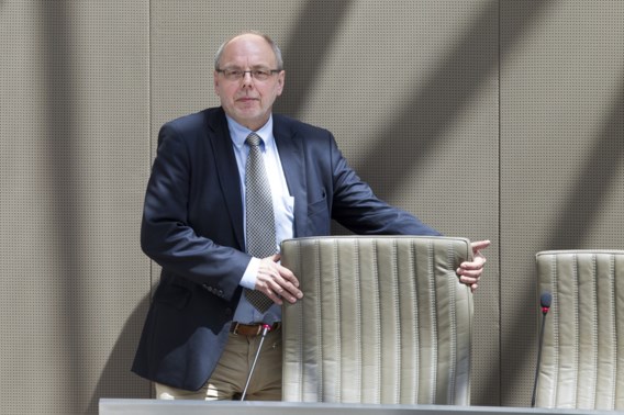 Christian Van Eyken is de enige Franstalige gekozene in het Vlaams Parlement.