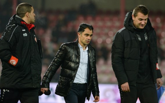 Kortrijk belooft “strenge maatregelen” tegen supporter die coach Walem belaagde