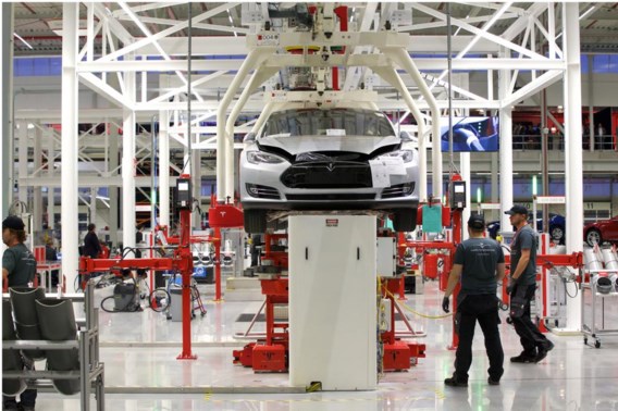 Tesla opende vorig jaar in het Nederlandse Tilburg een gloednieuwe fabriek. Het bedrijf wil nu ook een ‘betaalbaar’ model bouwen. 