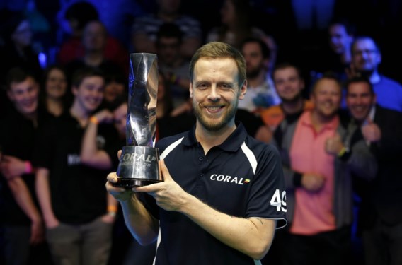 Fin Robin Hull houdt Luca Brecel van toernooizege World Snooker Shoot-Out