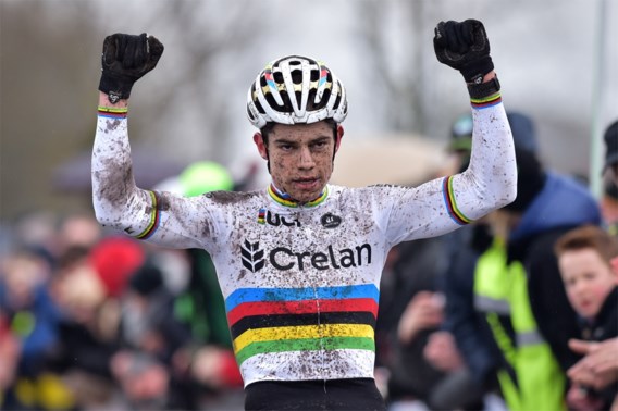 Onhoudbare Van Aert wint ook in Eeklo: “Heb het niet laat gemaakt”