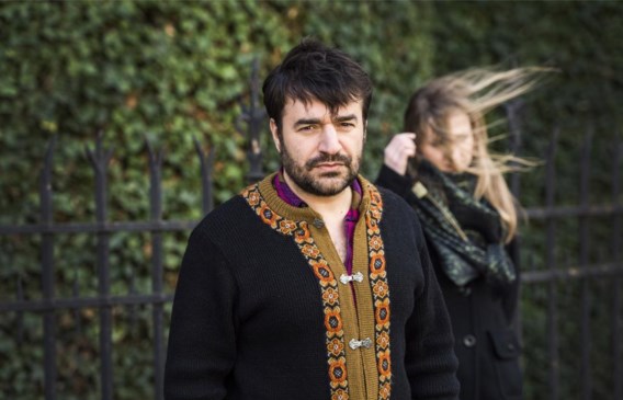 Bleri Lleshi: ‘Ik was nooit auteur geworden als een leerkracht geen schrijver in mij had gezien. Haar vertrouwen heeft me vleugels gegeven. Wat zij deed, was liefde.’