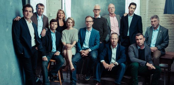 De cast van Spotlight met de mensen op wie hun personage is gebaseerd.